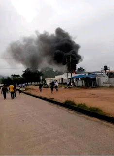 Fire Outbreak At Access Bank Akungba, Ondo State (Photo)