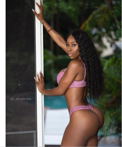 See hot bikini photos of the model claiming she is pregnant with Future