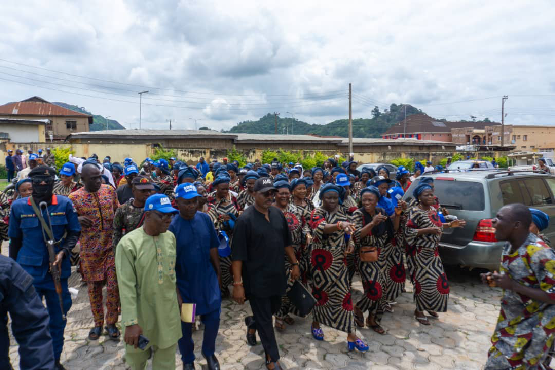 AMG Inaugurates Ward, LG Executives In Akoko North East