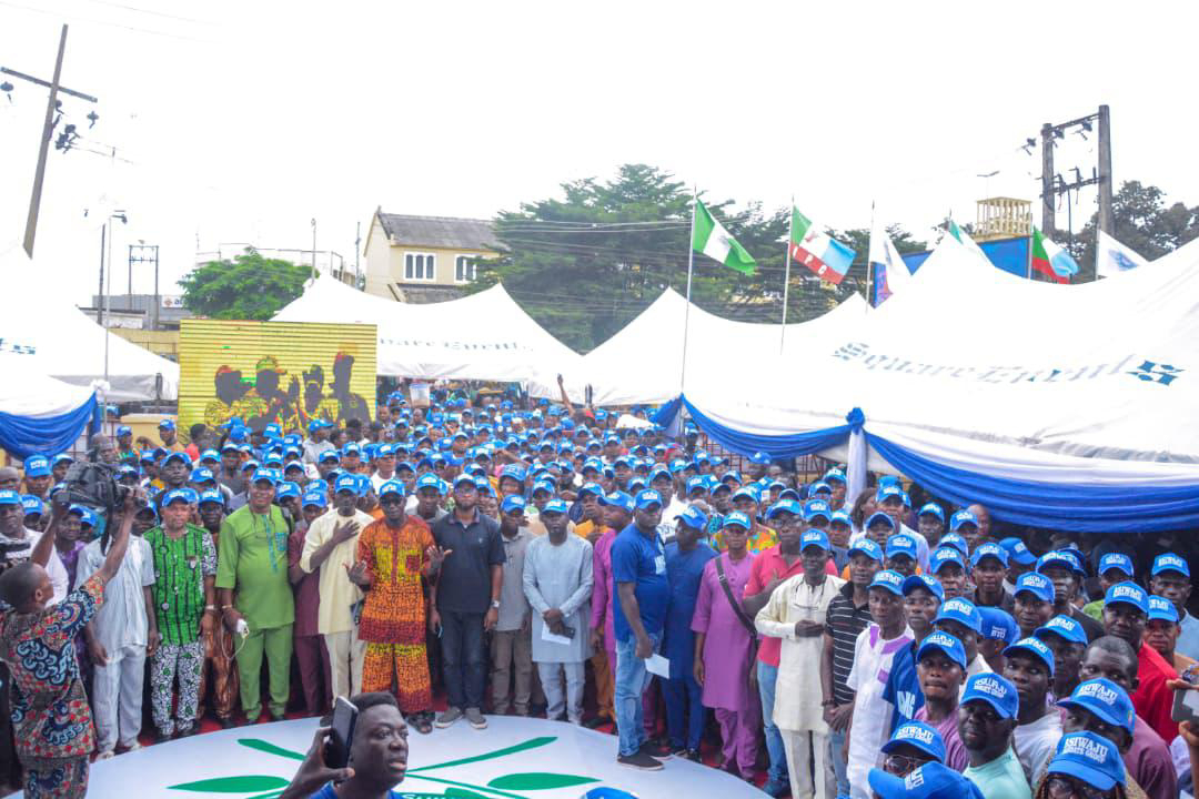 Akure Stands Still As AMG Commissions Secretariat, Inaugurates State, LG, And Ward Executives
